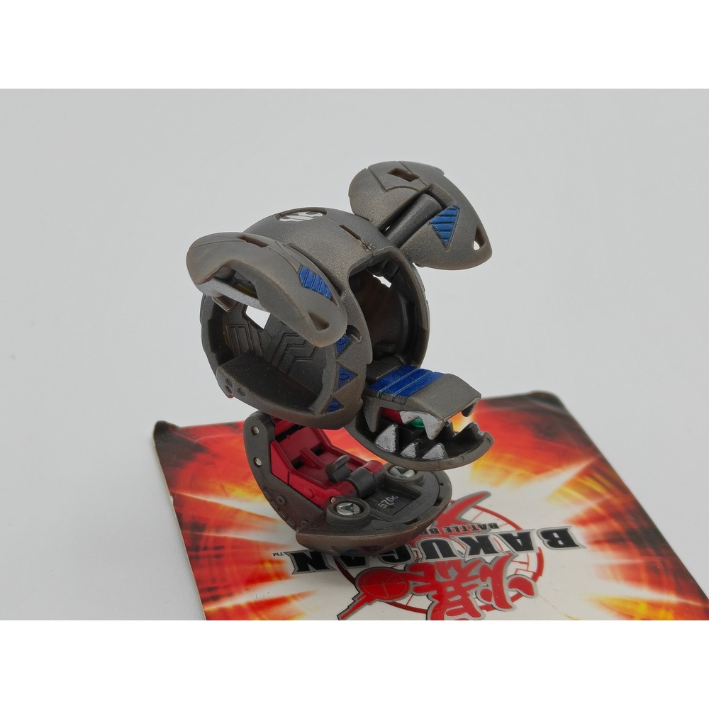 Bakugan Battle Brawlers Dark Grey Aquos Leefram 570G Maxus Helios